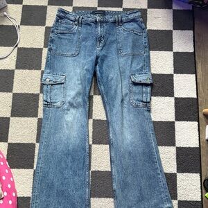 Aeropostale Wide Leg Cargo Jeans